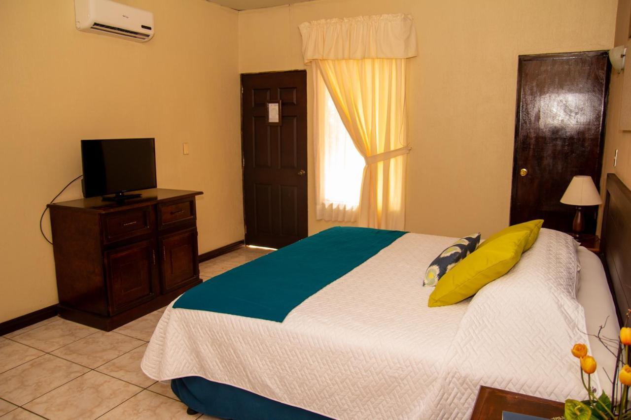 Resort Y Parque Acuatico Valle Dorado El Rosario المظهر الخارجي الصورة