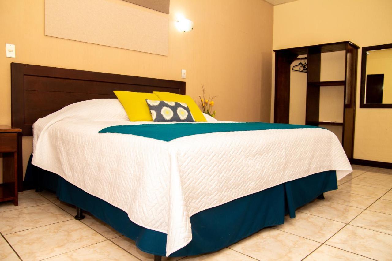 Resort Y Parque Acuatico Valle Dorado El Rosario المظهر الخارجي الصورة