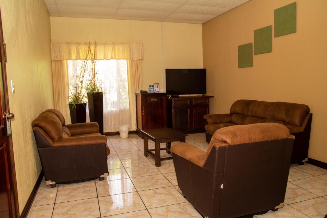 Resort Y Parque Acuatico Valle Dorado El Rosario المظهر الخارجي الصورة