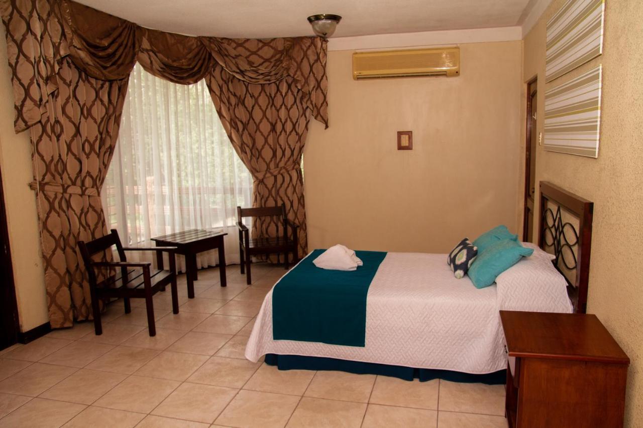 Resort Y Parque Acuatico Valle Dorado El Rosario المظهر الخارجي الصورة